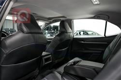 تۆیۆتا کامری